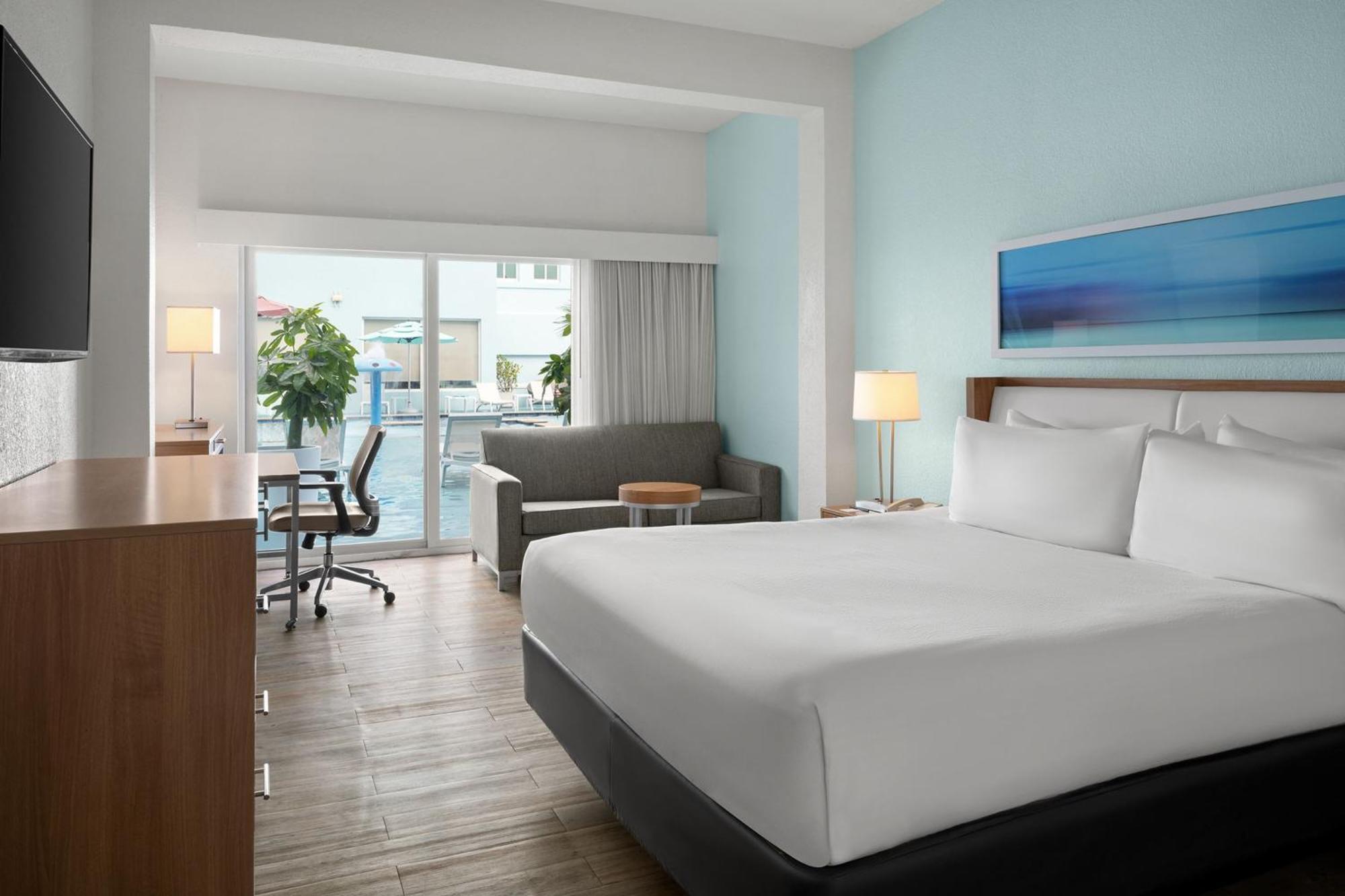 Courtyard By Marriott Nassau Downtown/Junkanoo Beach Kültér fotó
