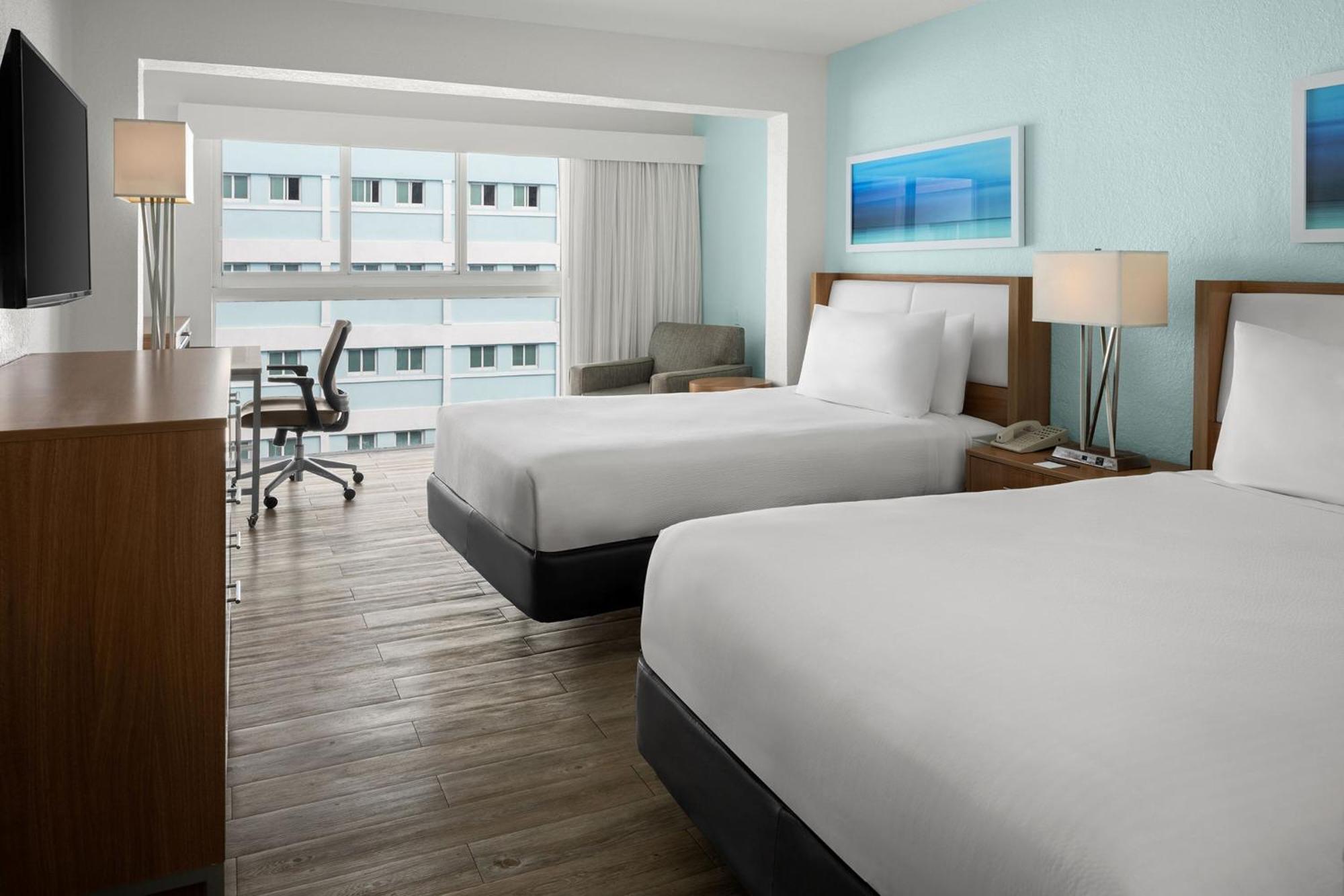 Courtyard By Marriott Nassau Downtown/Junkanoo Beach Kültér fotó