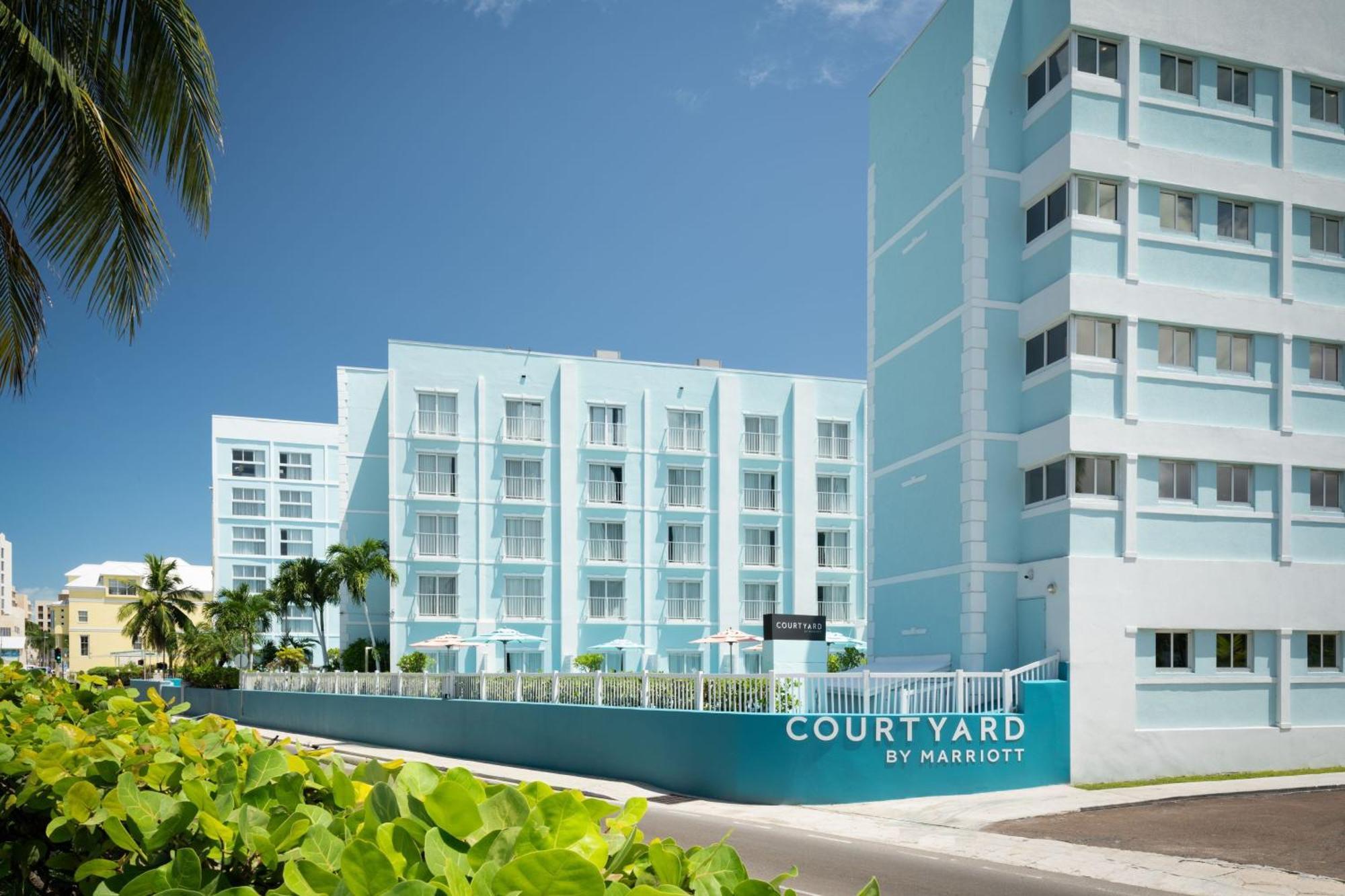 Courtyard By Marriott Nassau Downtown/Junkanoo Beach Kültér fotó