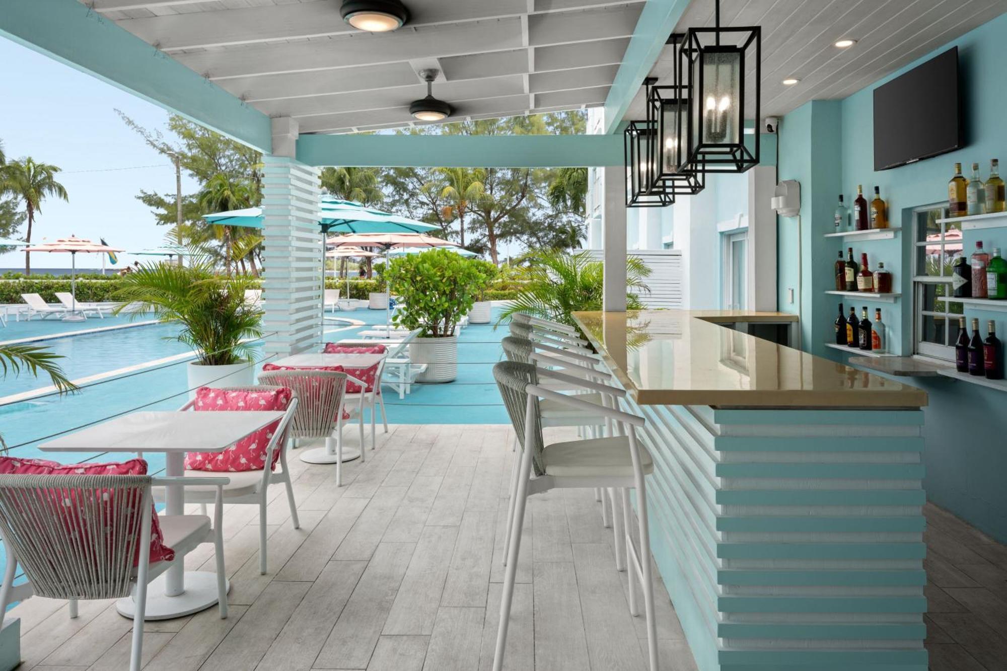 Courtyard By Marriott Nassau Downtown/Junkanoo Beach Kültér fotó